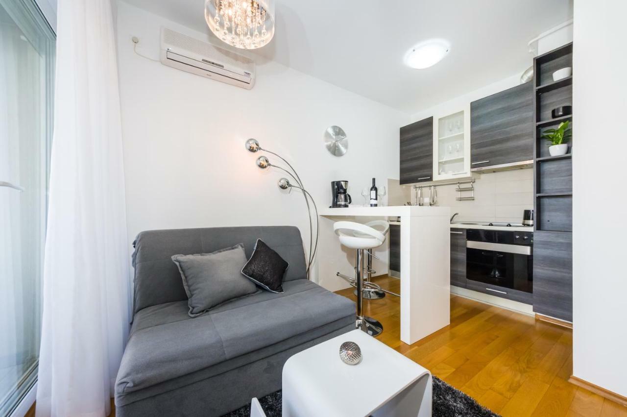 Studio Apartment K & K With Free Garage ซาดาร์ ภายนอก รูปภาพ