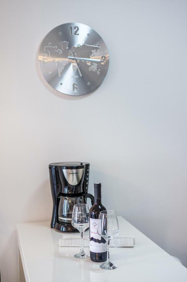 Studio Apartment K & K With Free Garage ซาดาร์ ภายนอก รูปภาพ