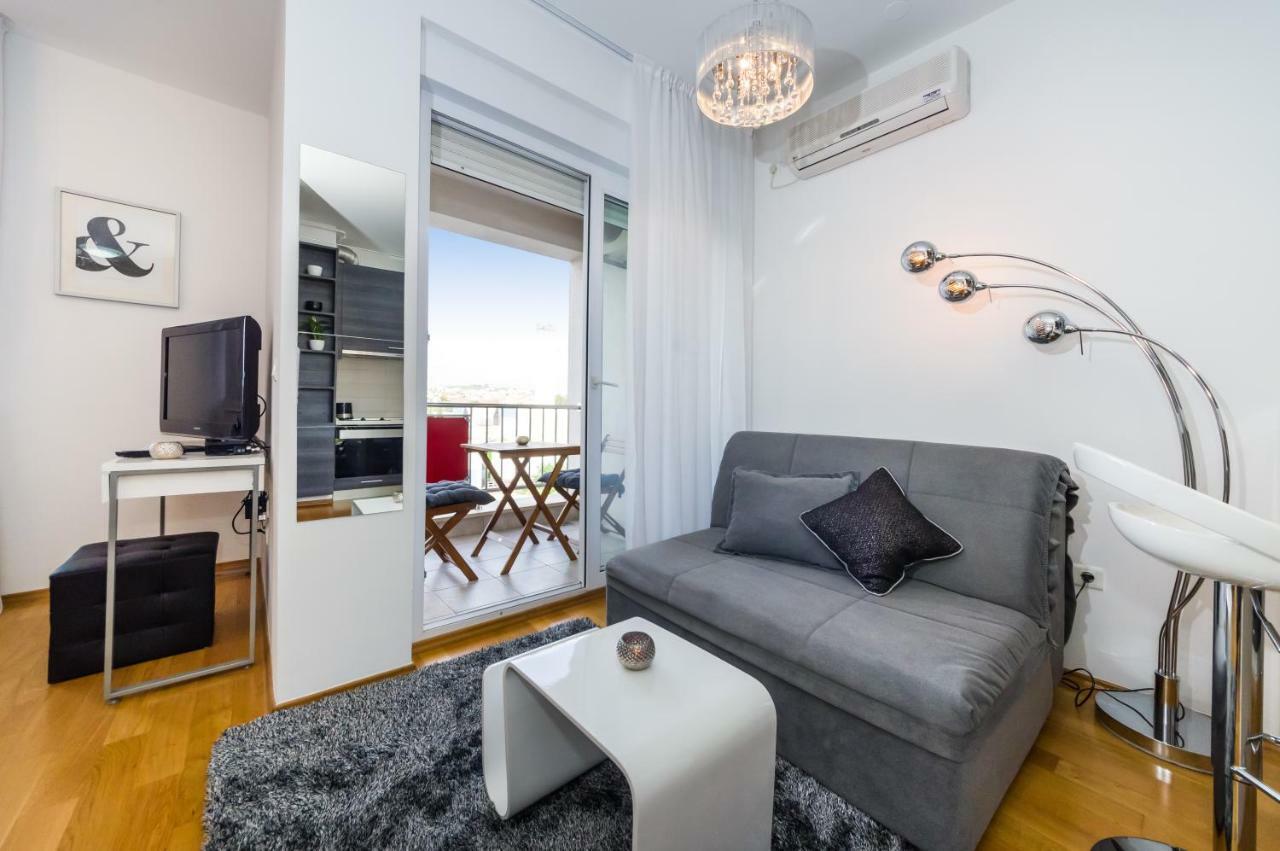 Studio Apartment K & K With Free Garage ซาดาร์ ภายนอก รูปภาพ