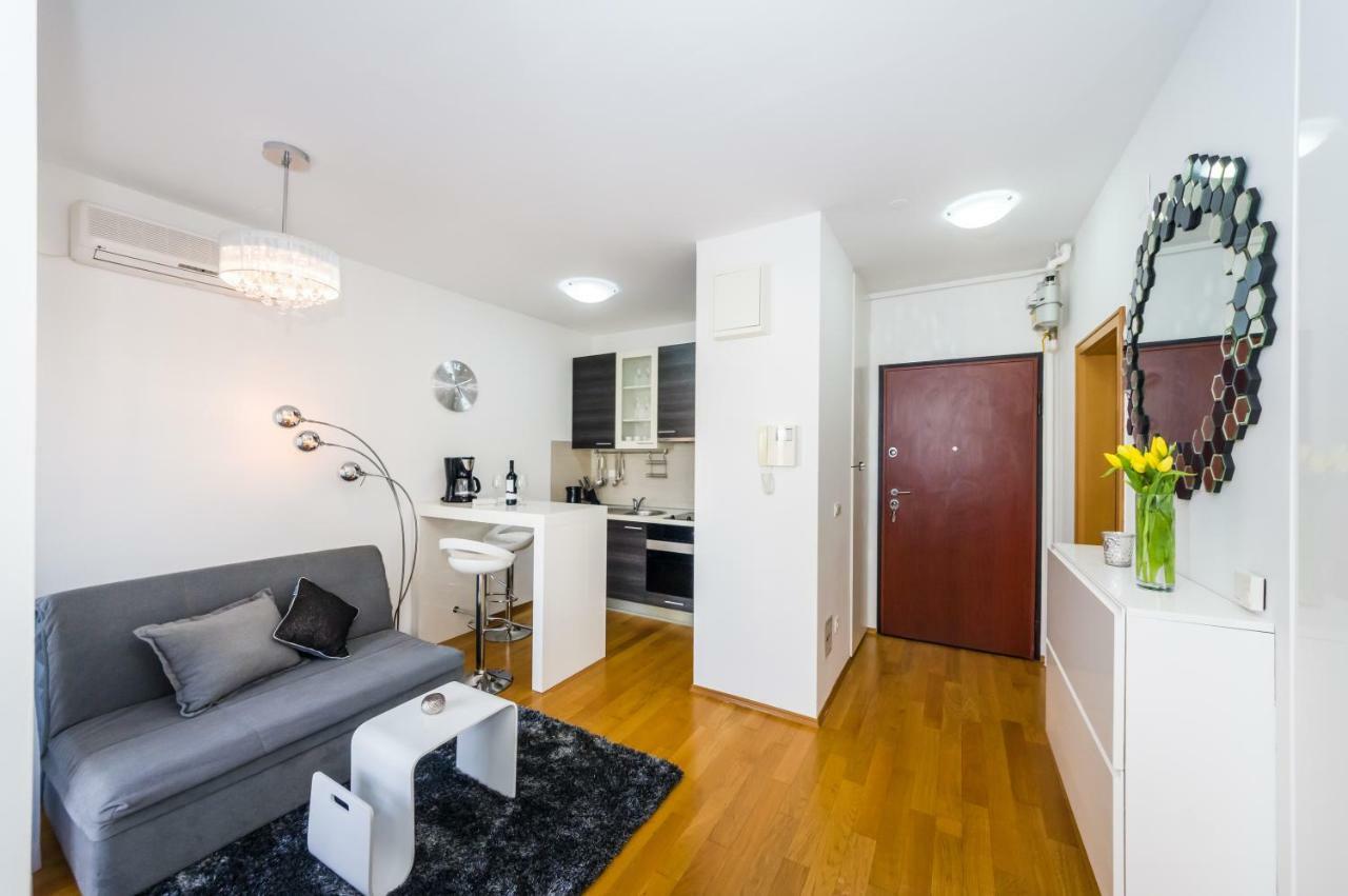 Studio Apartment K & K With Free Garage ซาดาร์ ภายนอก รูปภาพ