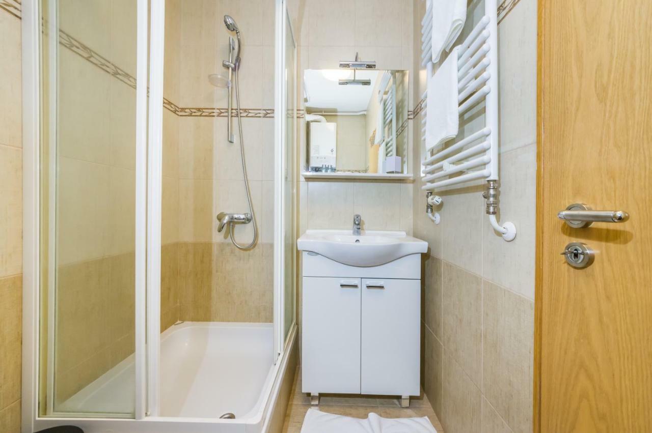 Studio Apartment K & K With Free Garage ซาดาร์ ภายนอก รูปภาพ